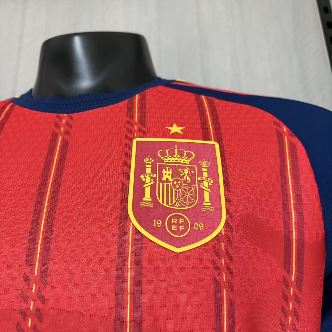 Espanha Home 26/27 Masculino Adidas Jogador - Vermelho