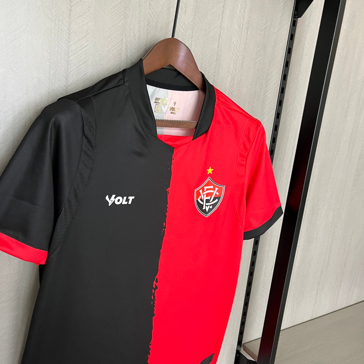 Vitória Edição Especial 25/26 Masculino - Vermelha e Preta