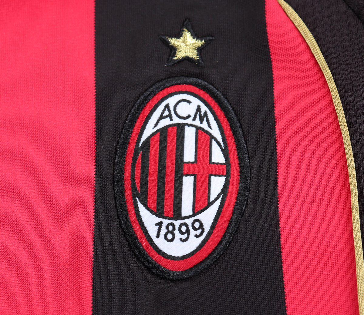 Kit Infantil Milan Home RetrƓ 06/07 Manga Longa - Vermelho e Preto