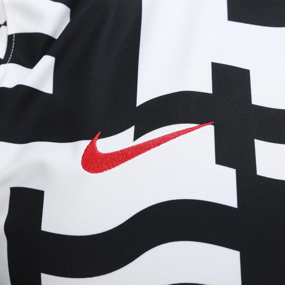 Corinthians Pré Jogo 26/27 Torcedor Nike - Preta e Branca