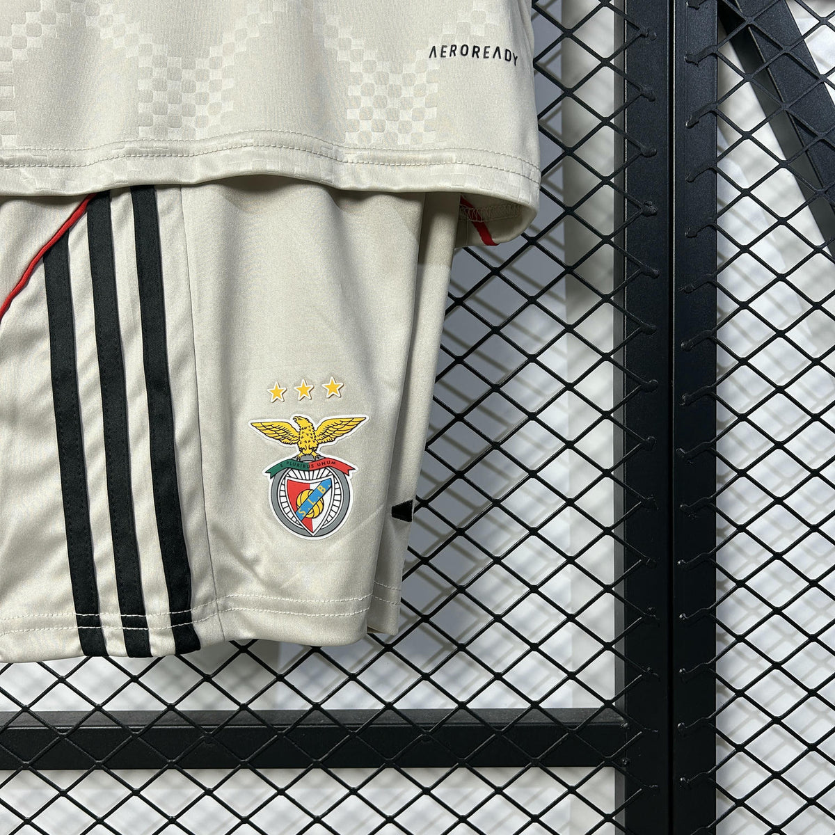 Kit Infantil Benfica Third 25/26 - Bege