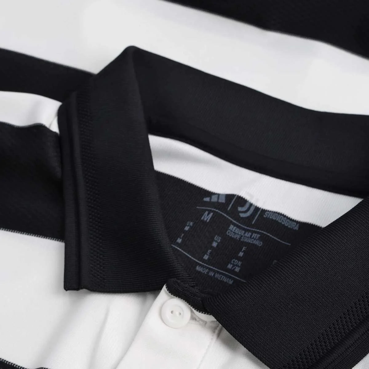 Juventus Fourth 25/26 Torcedor Adidas - Preto e Branco