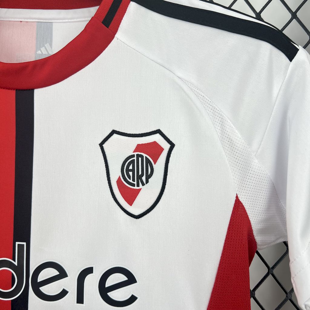 Kit Infantil River Plate Third 25/26 - Vermelho e Branco