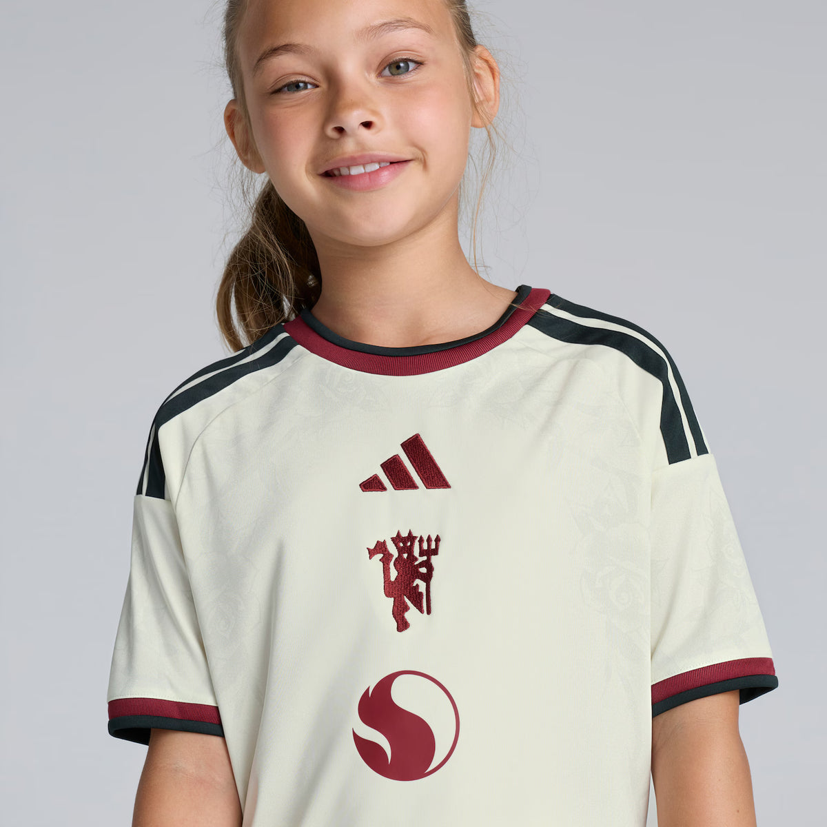 Kit infantil Manchester United Third 26/27 - Branca