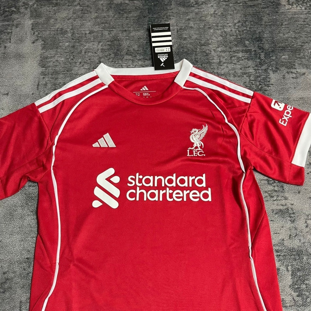 Kit Infantil Liverpool Home 25/26 - Vermelho