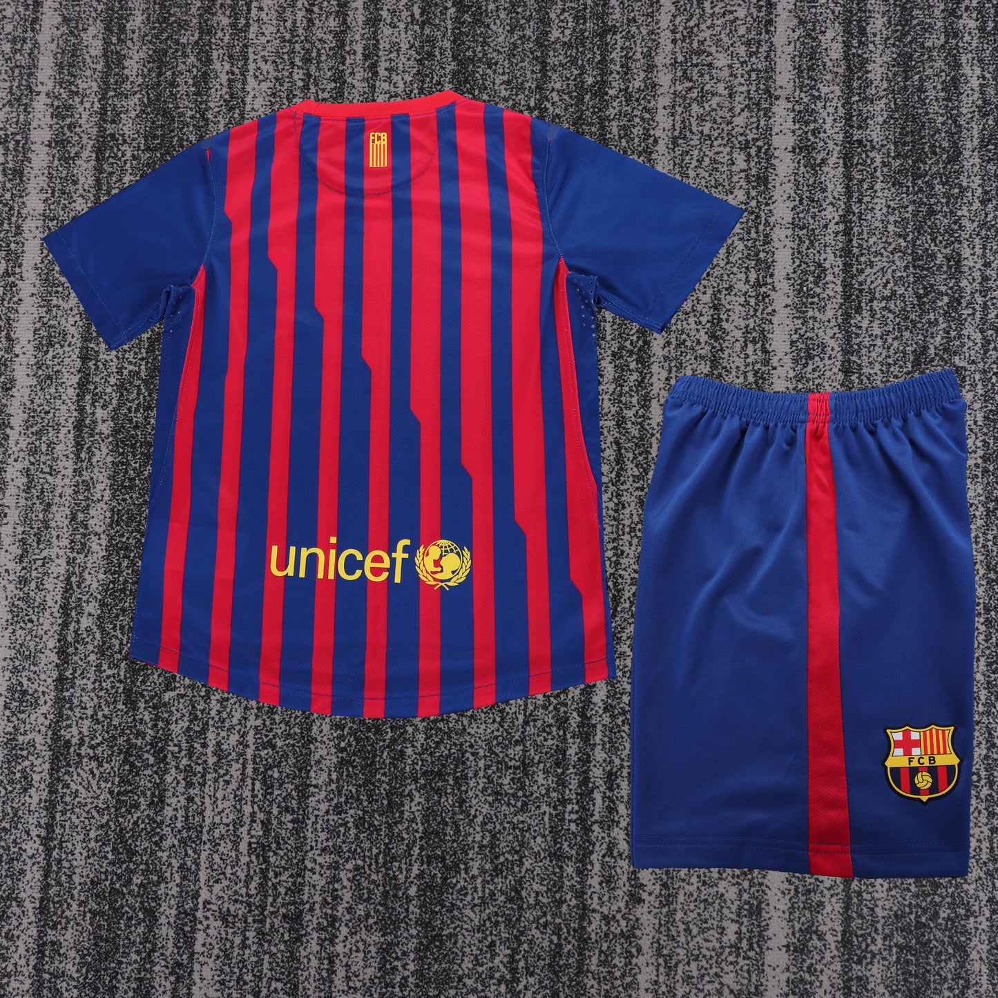 Kit Infantil Barcelona Home Retrô 11/12 - Grená