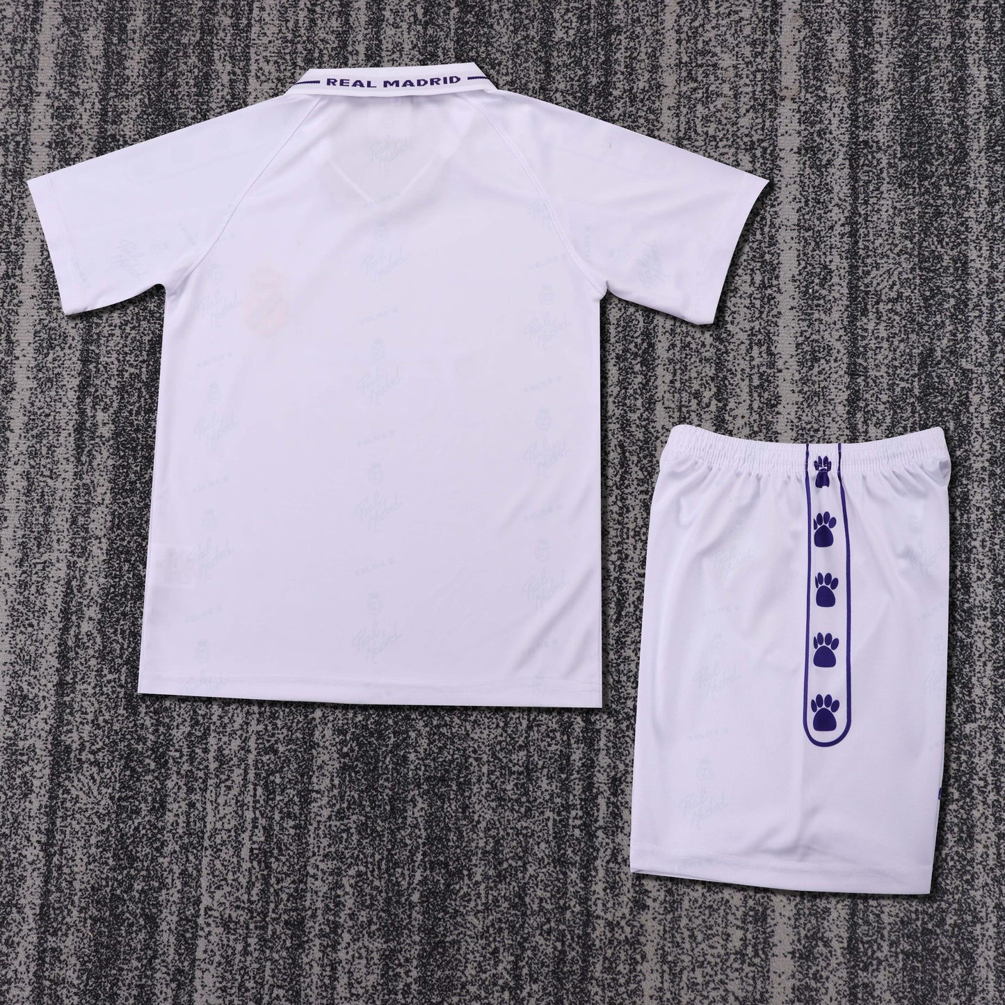 Kit Infantil Real Madrid Home Retrô 96/97 Kelme - Branco