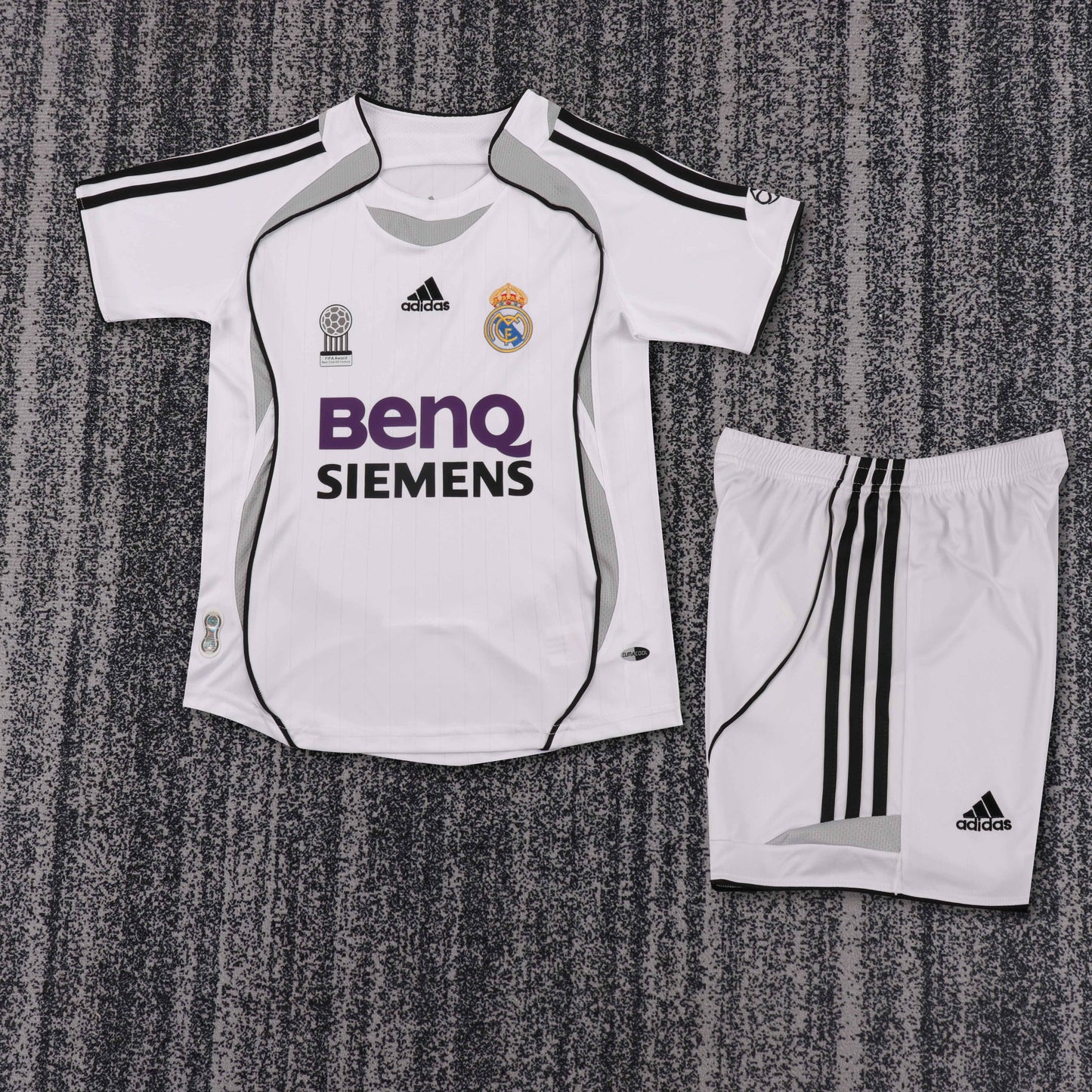 Kit Infantil Real Madrid Home Retrô 06/07 - Branco