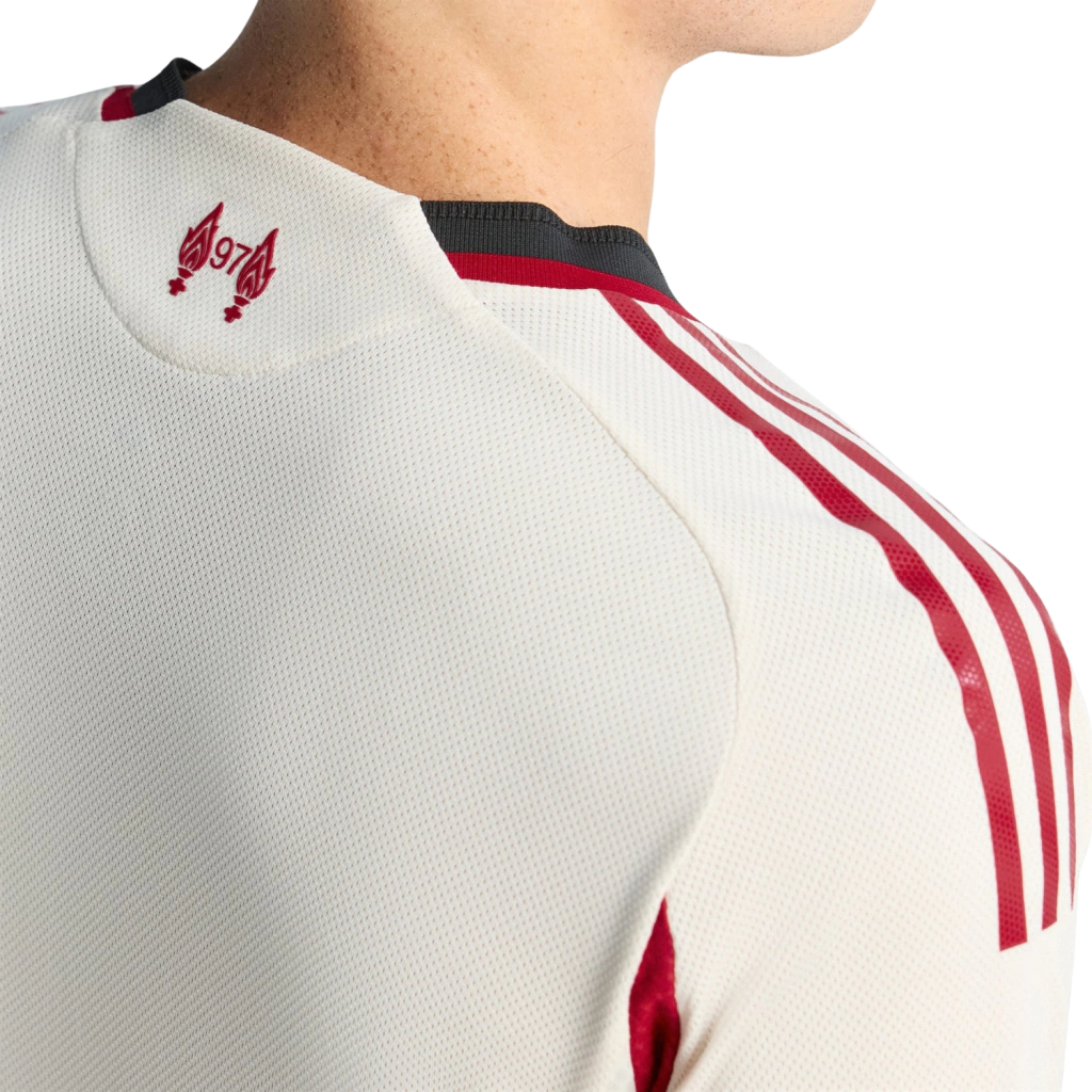 Liverpool Away 25/26 Jogador Adidas - Bege