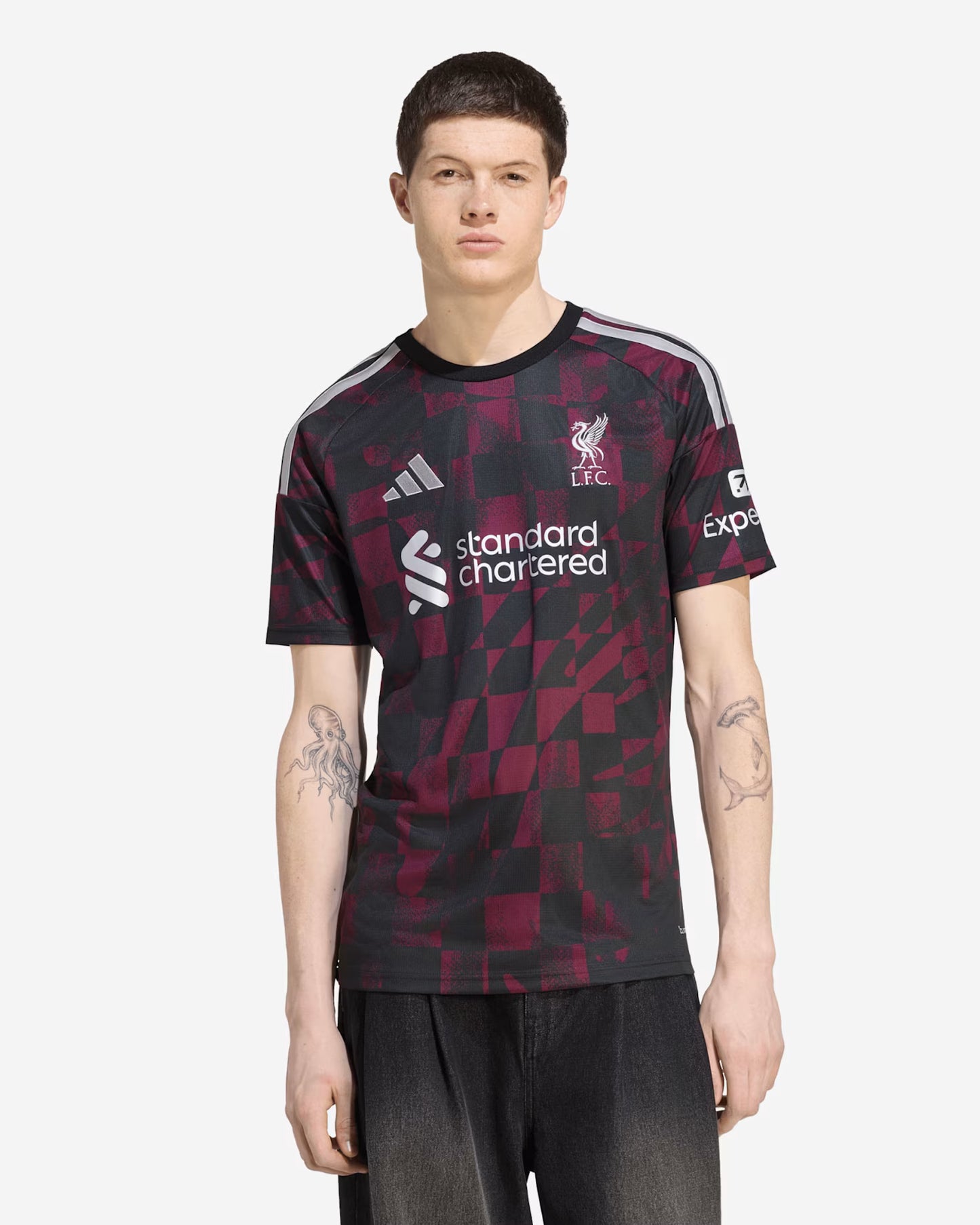 Liverpool Third 26/27 Torcedor Adidas - Preto e Vermelho
