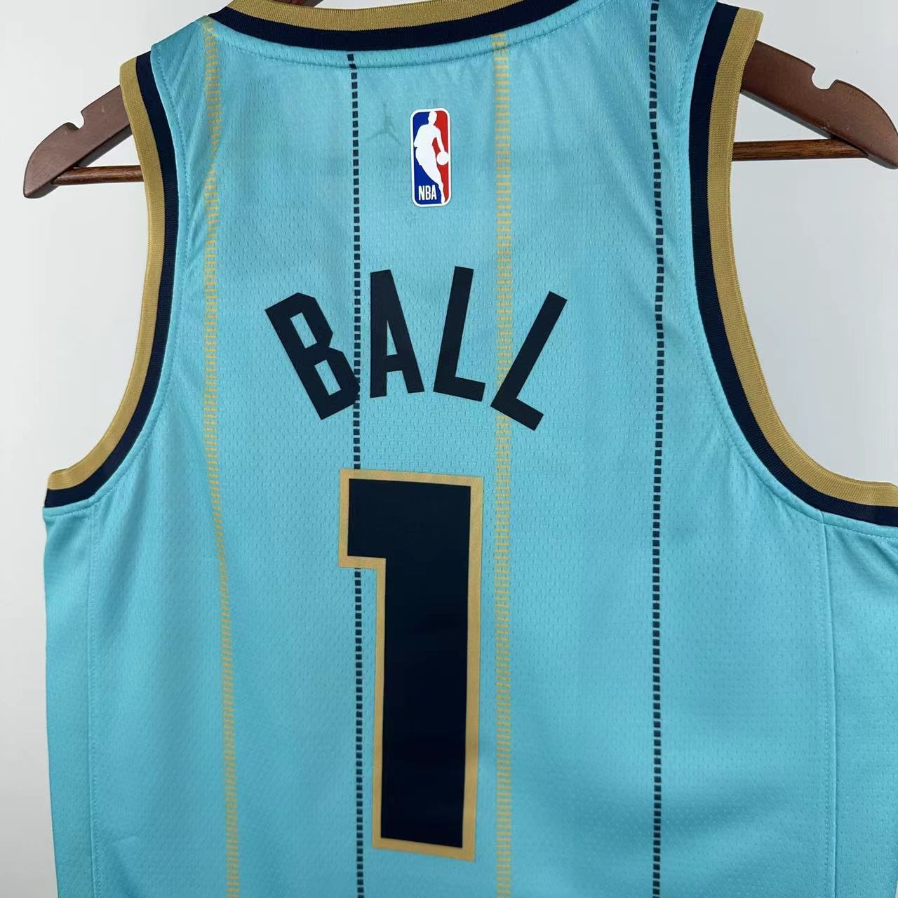 Regata Charlotte Hornets Masculina - Azul