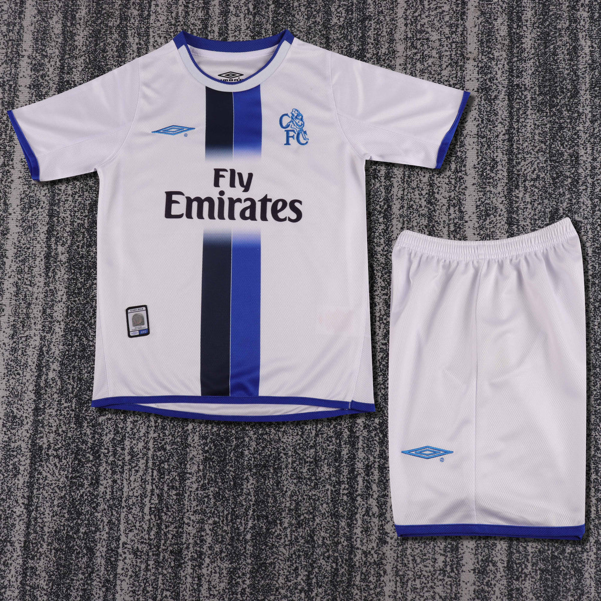 Kit Infantil Chelsea Away Retrô 03/04 - Branca