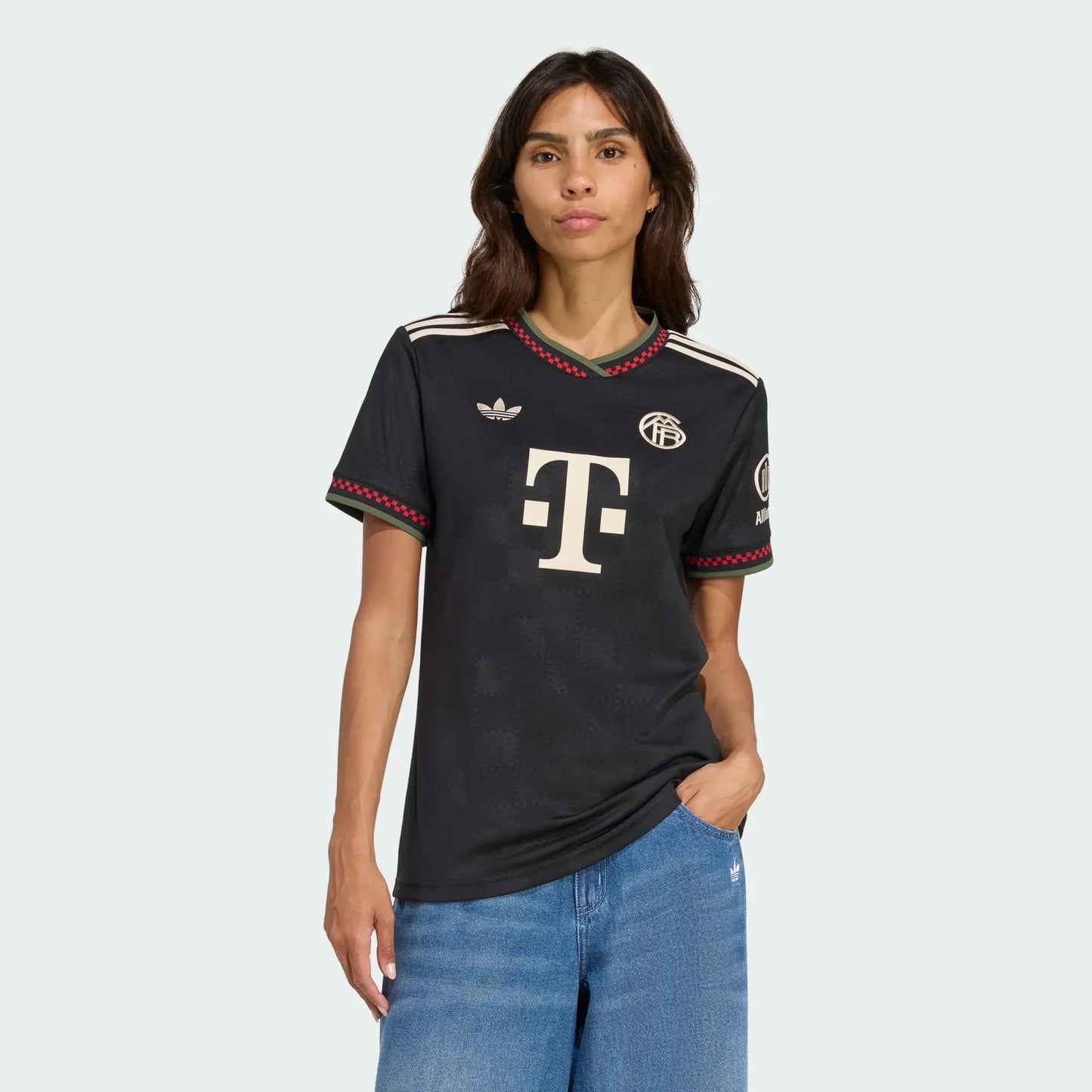 Bayern De Munique Third 25/26 Feminino Adidas - Preta