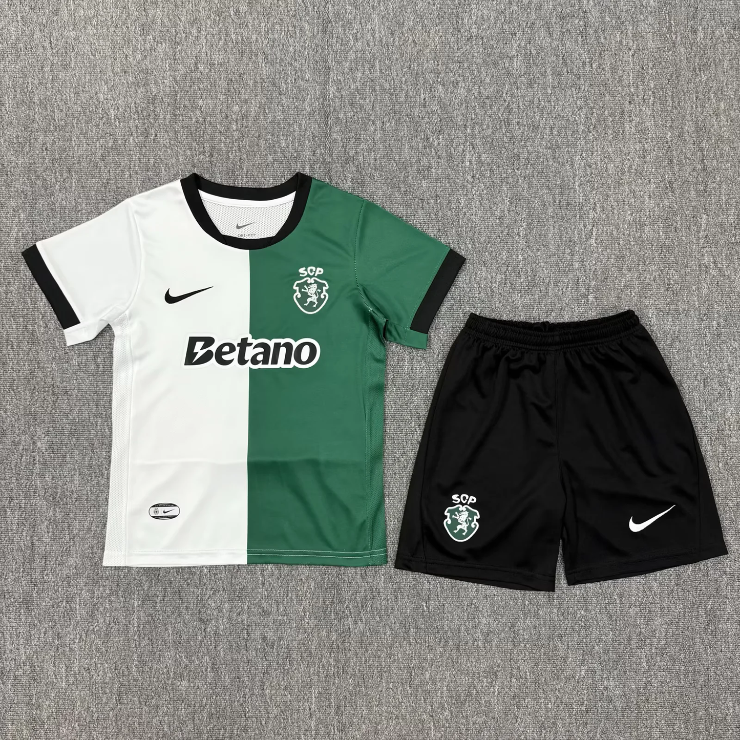 Kit Infantil Sporting Edição Especial 25/26 - Verde e Branco