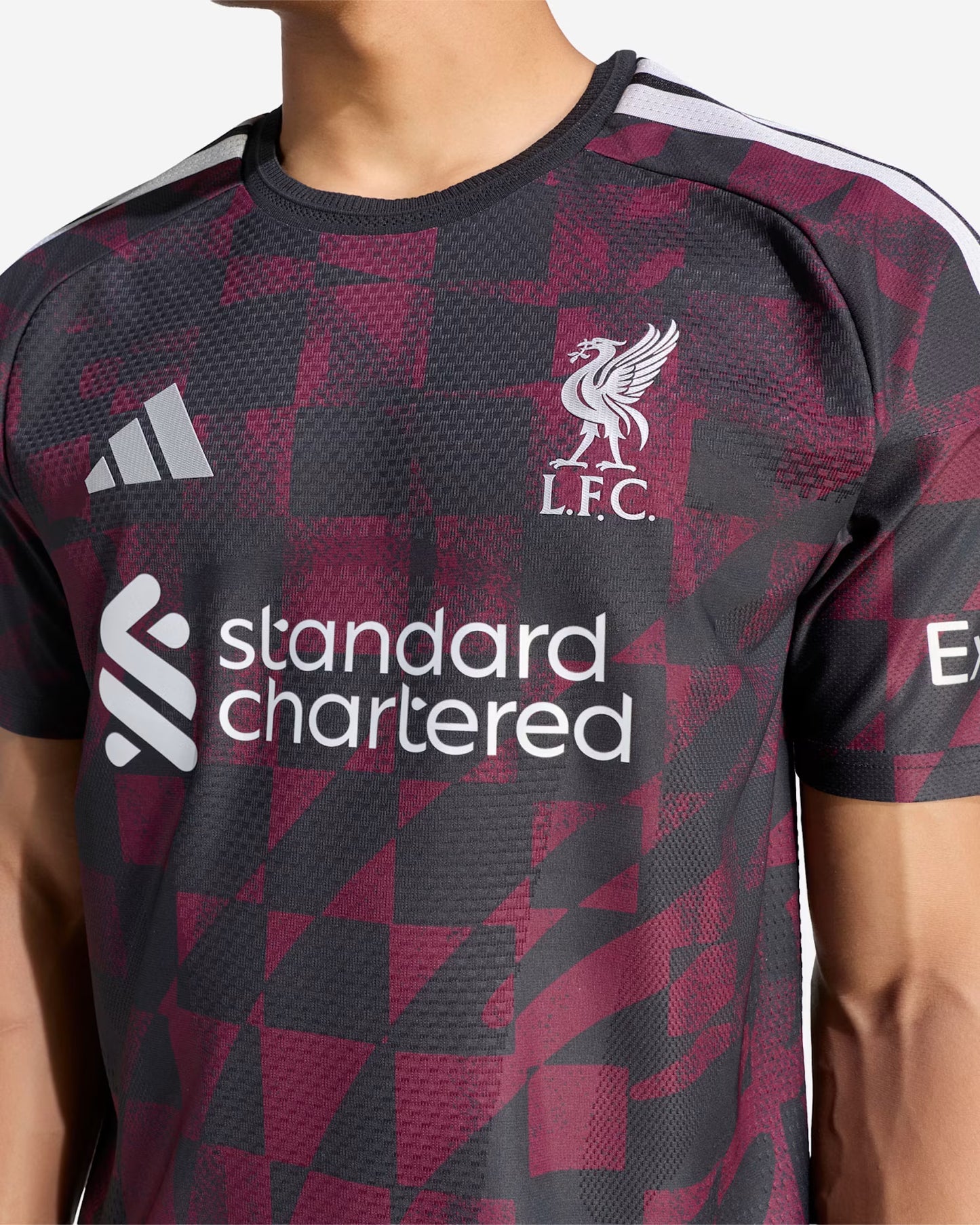 Liverpool Third 26/27 Jogador Adidas - Preto e Vermelho