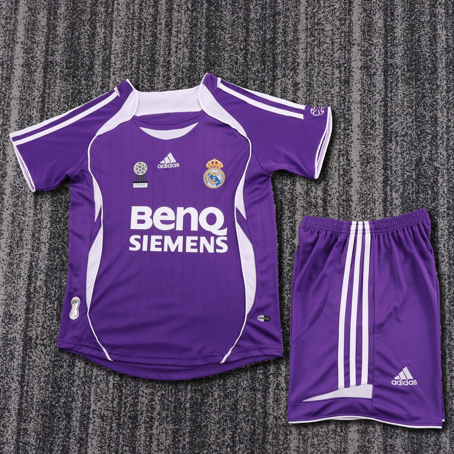 Kit Infantil Real Madrid Third Retrô 05/06 - Roxo