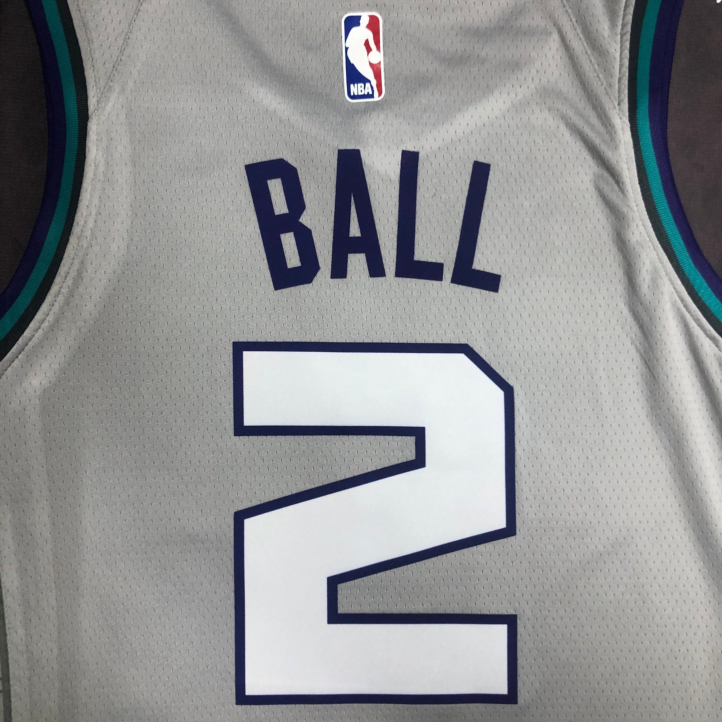 Regata Charlotte Hornets Masculina - Cinza