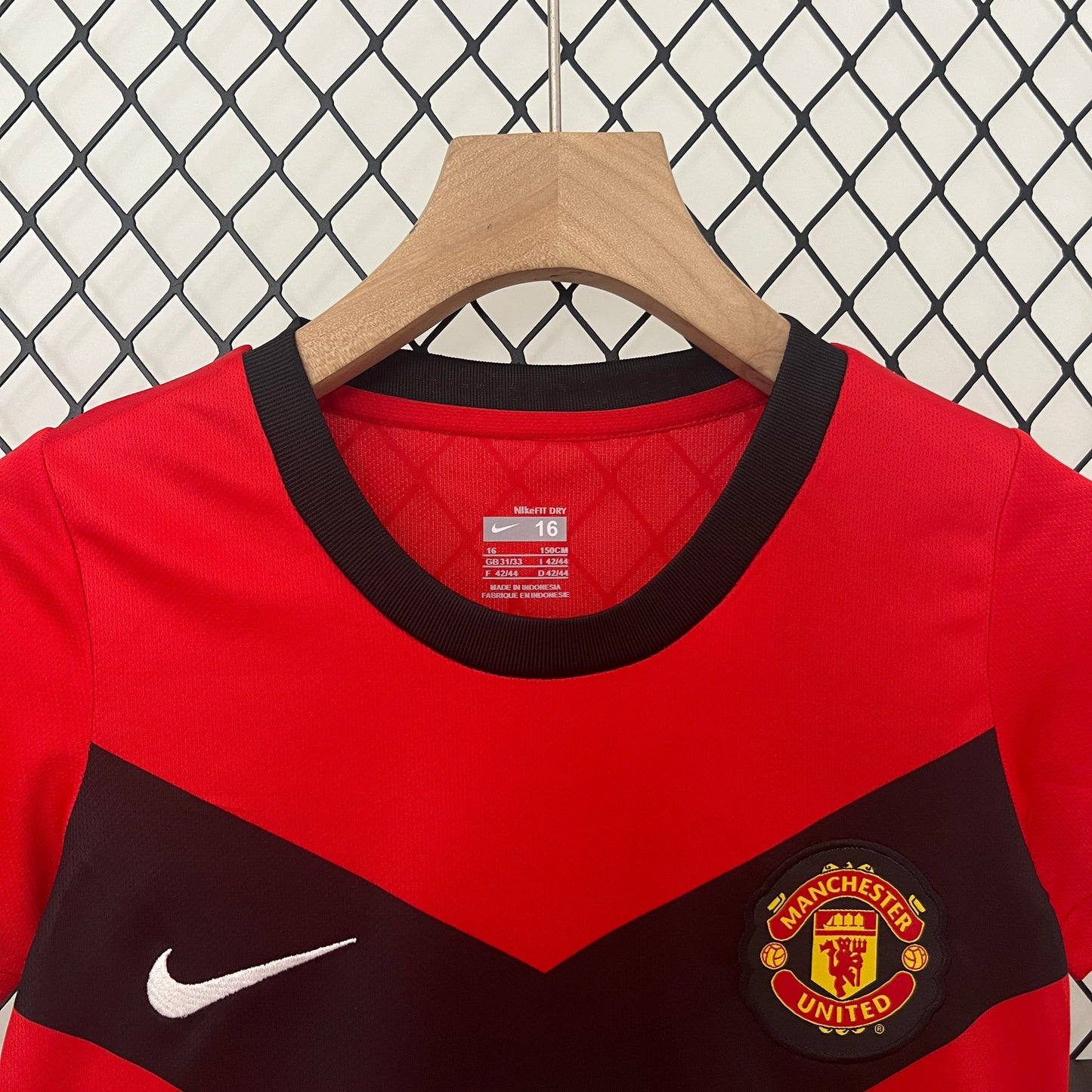 Kit infantil Manchester United Retrô Home 2009 . - Vermelho