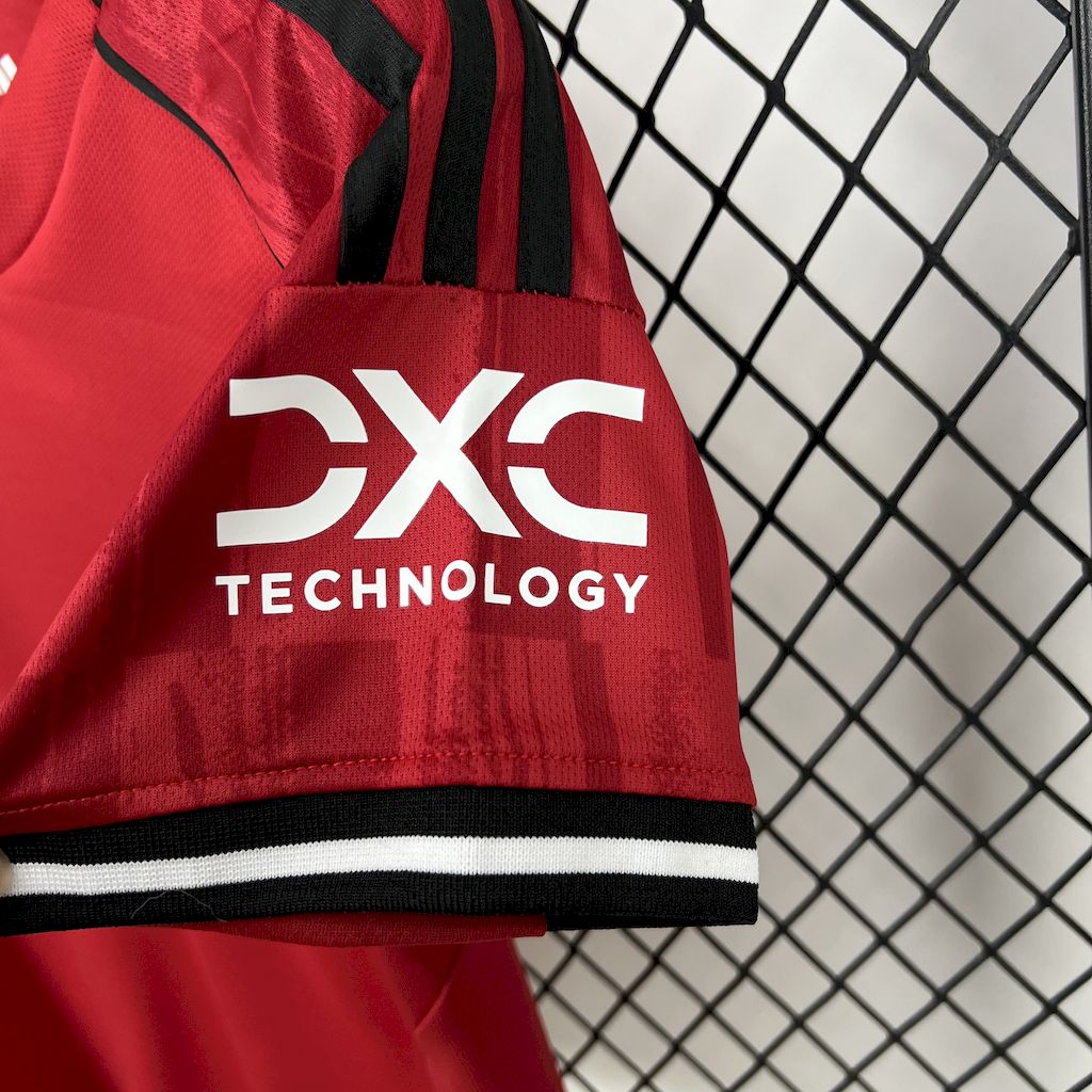 Kit infantil Manchester United Home 25/26  - Vermelho