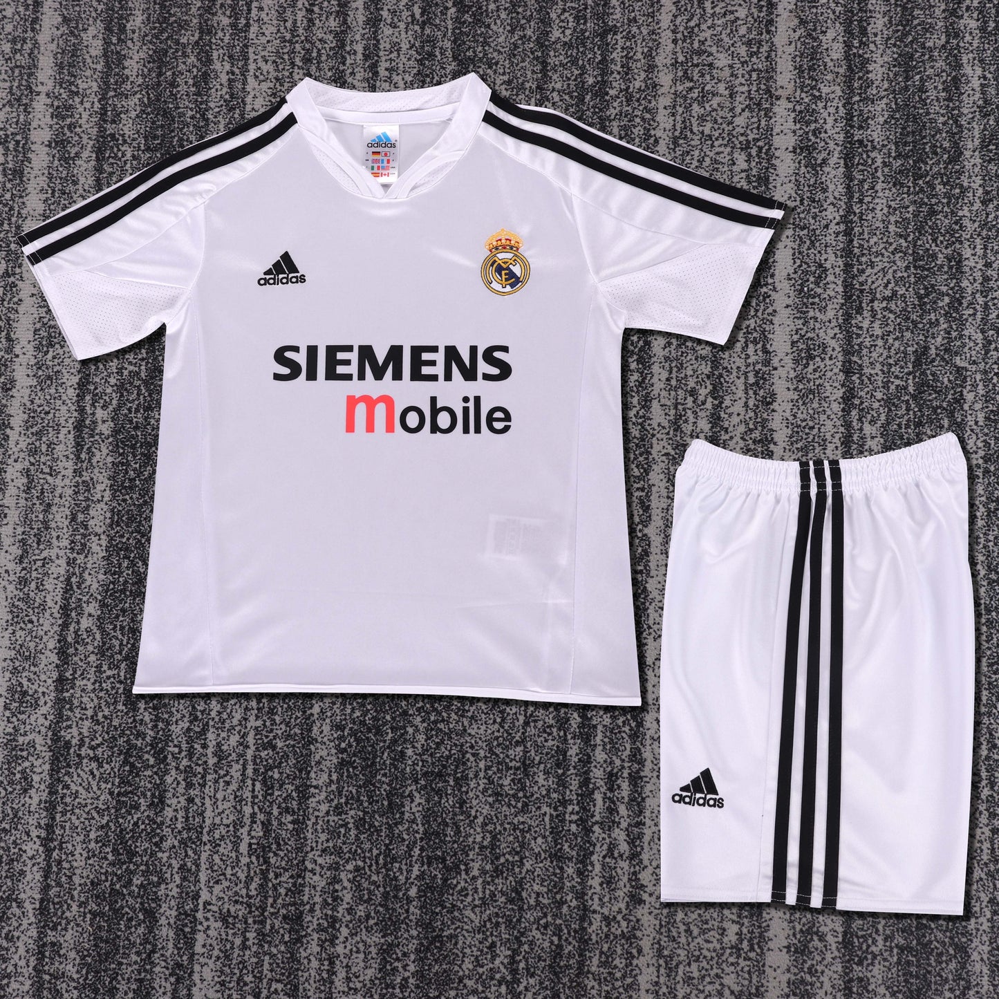 Kit Infantil Real Madrid Home Retrô 04/05 - Branco