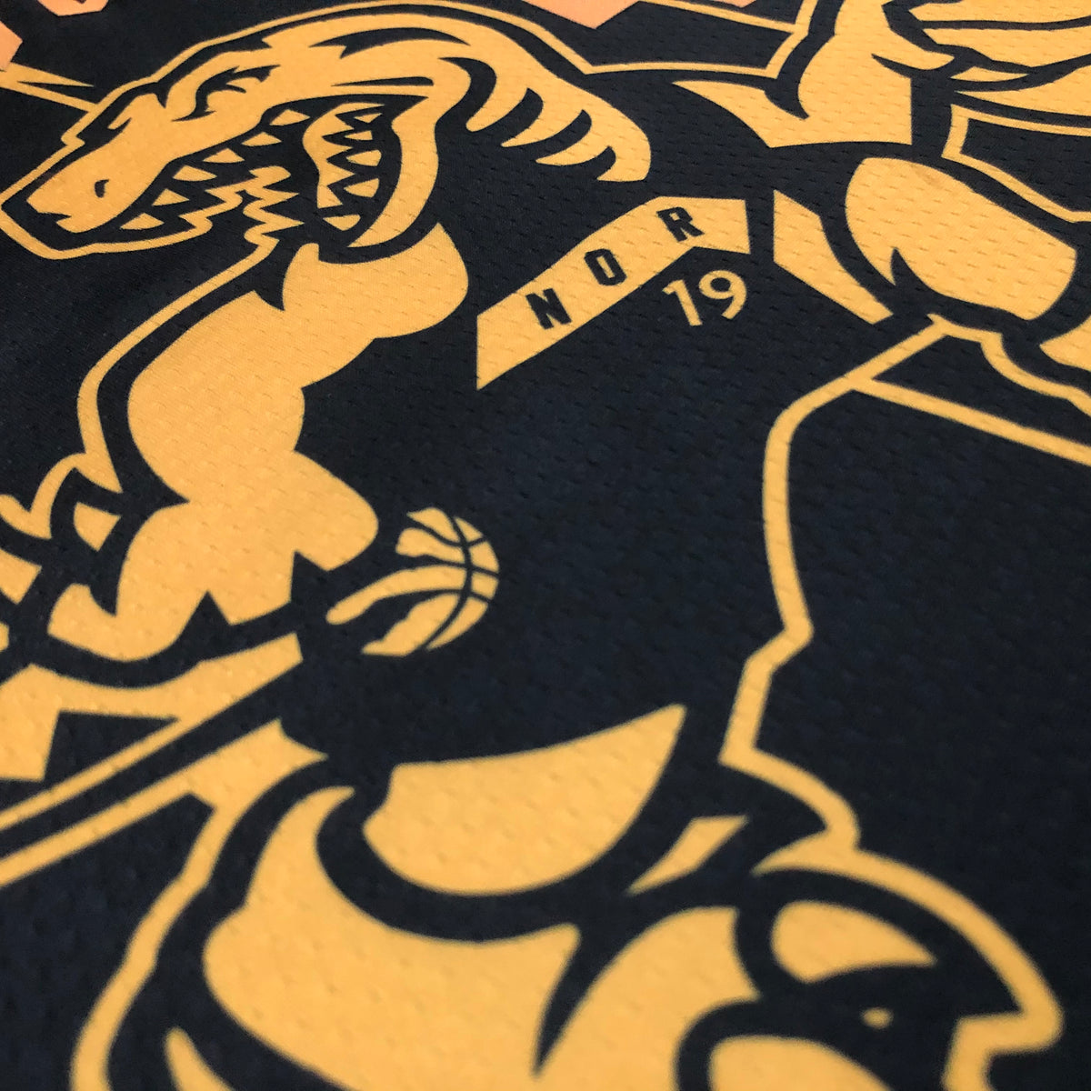 Regata Toronto Raptors Masculina - Preto e Dourado
