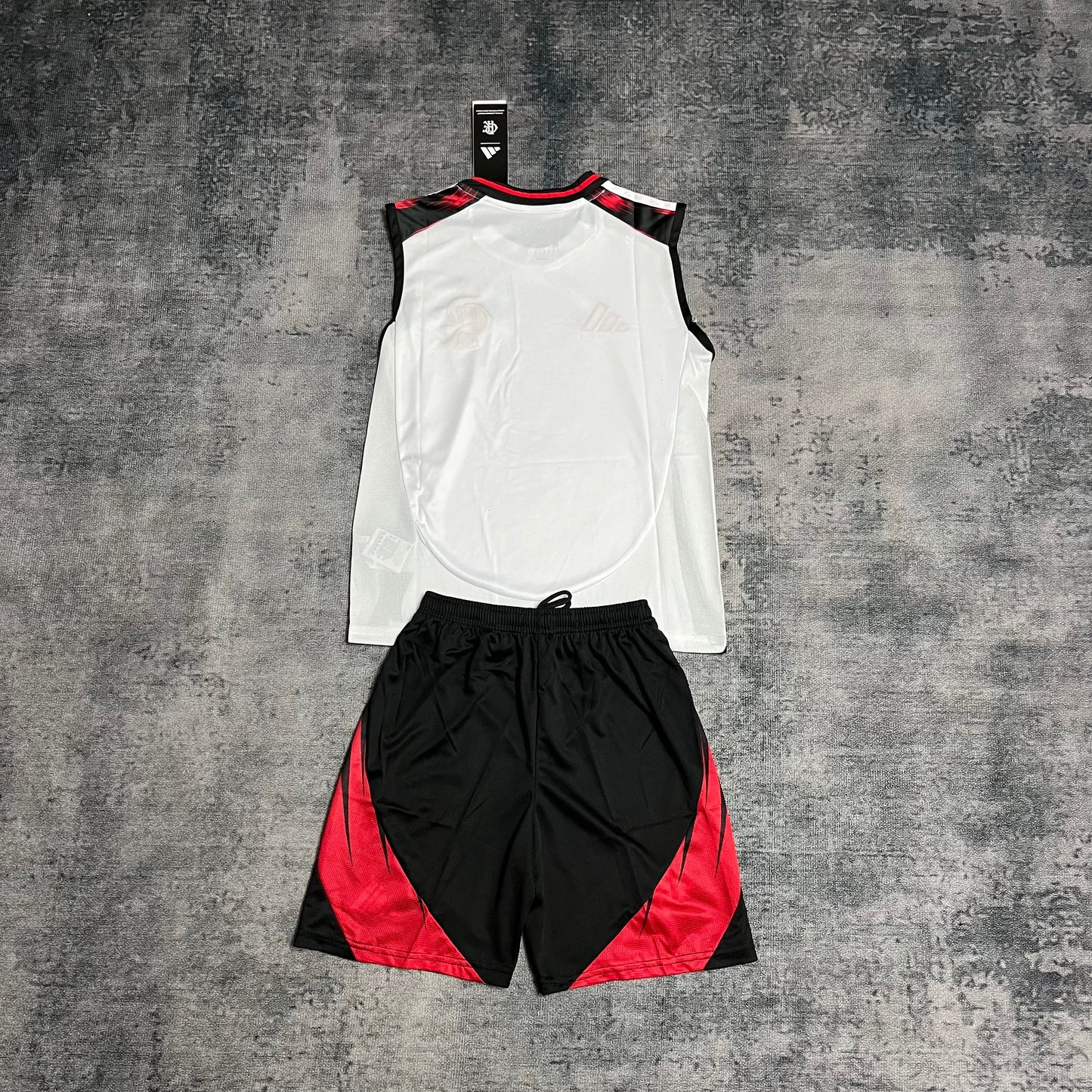 Kit Infantil Flamengo Away Regata 25/26 - Branco e Preto