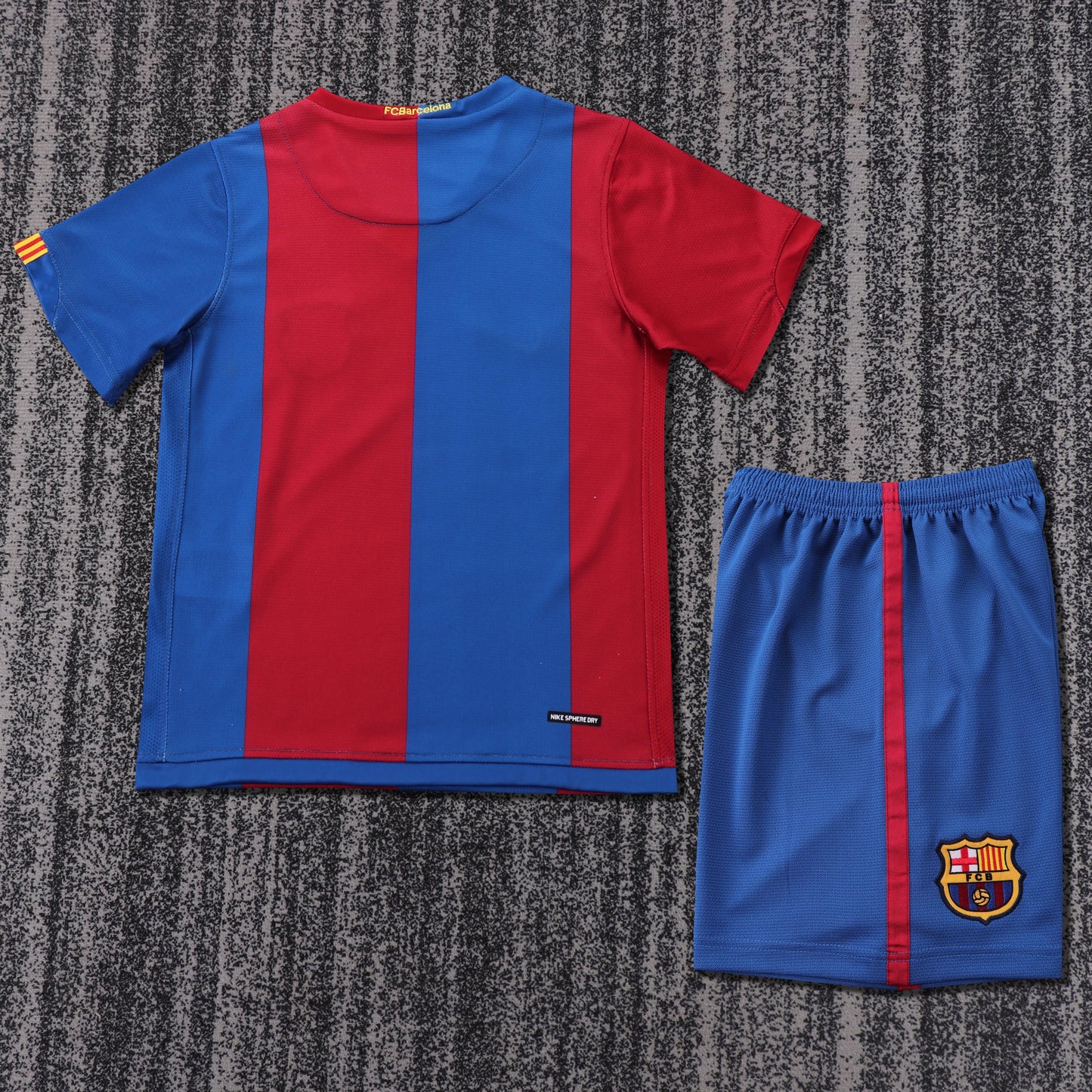 Kit Infantil Barcelona Home Retrô 06/07 - Grená