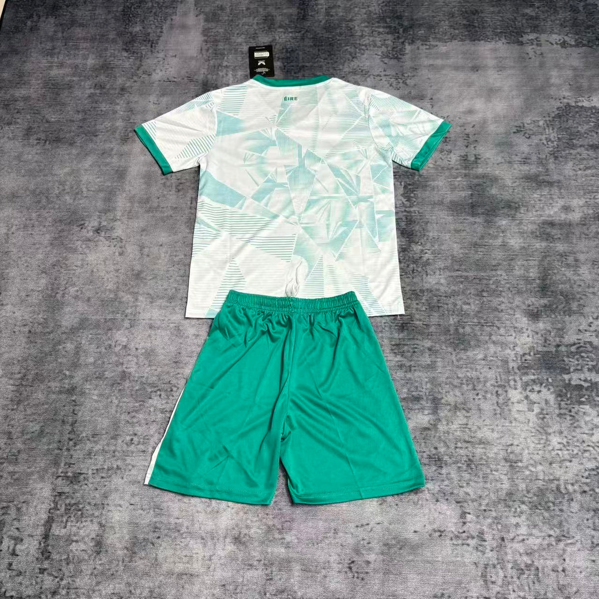 Kit Infantil  Irlanda Away 25/26  - Verde Claro