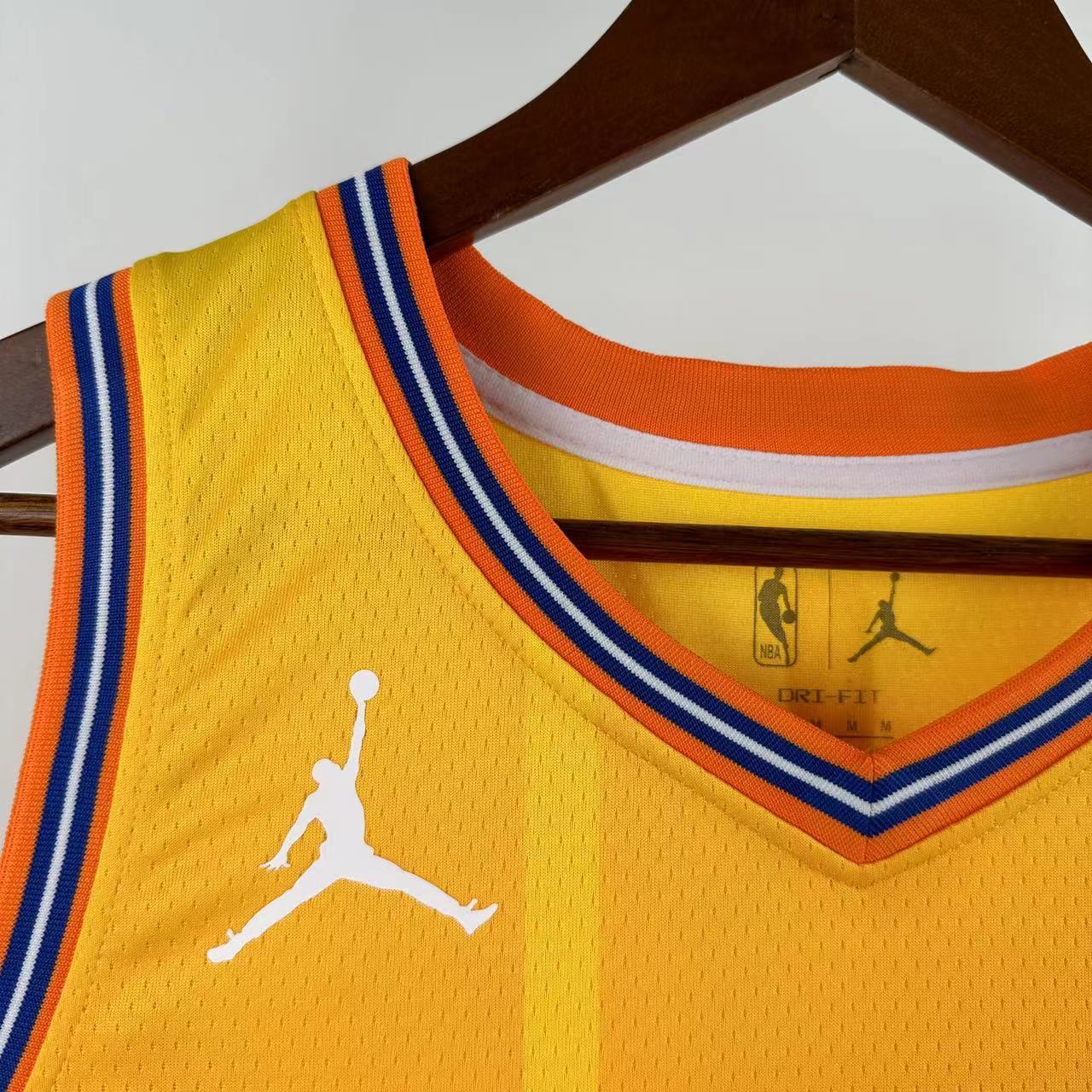 Regata Charlotte Hornets Masculina - Laranja