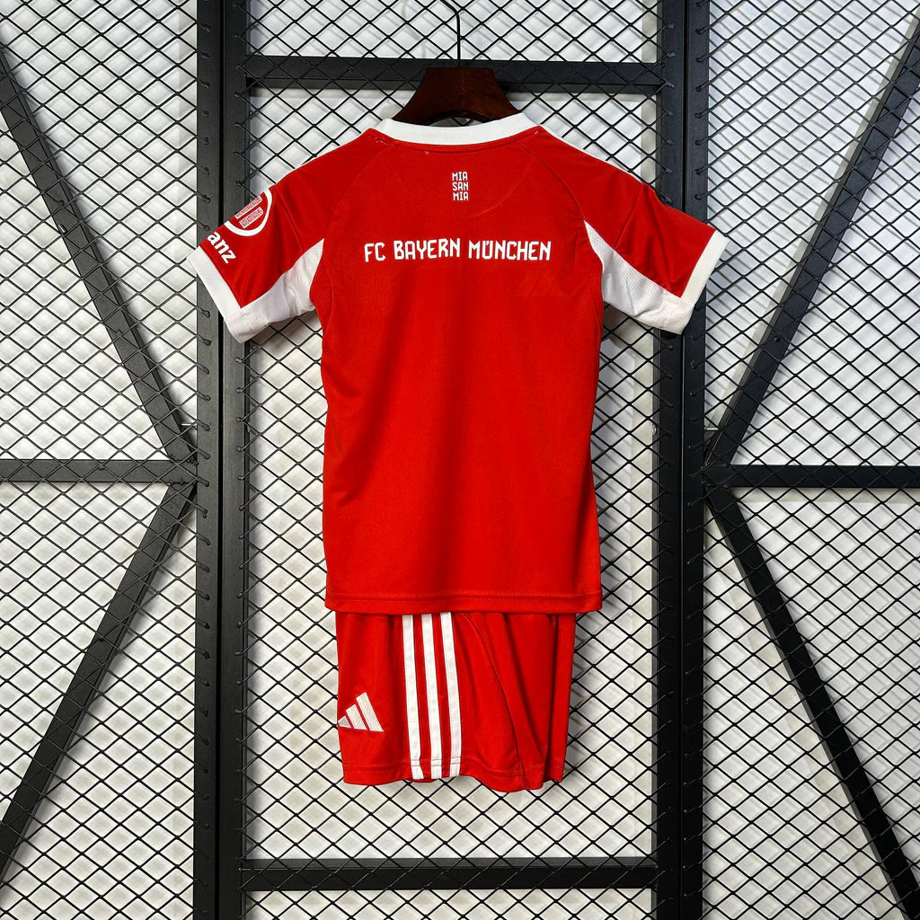 Kit Infantil Bayern de Munique Home 25/26 - Vermelho e Branco