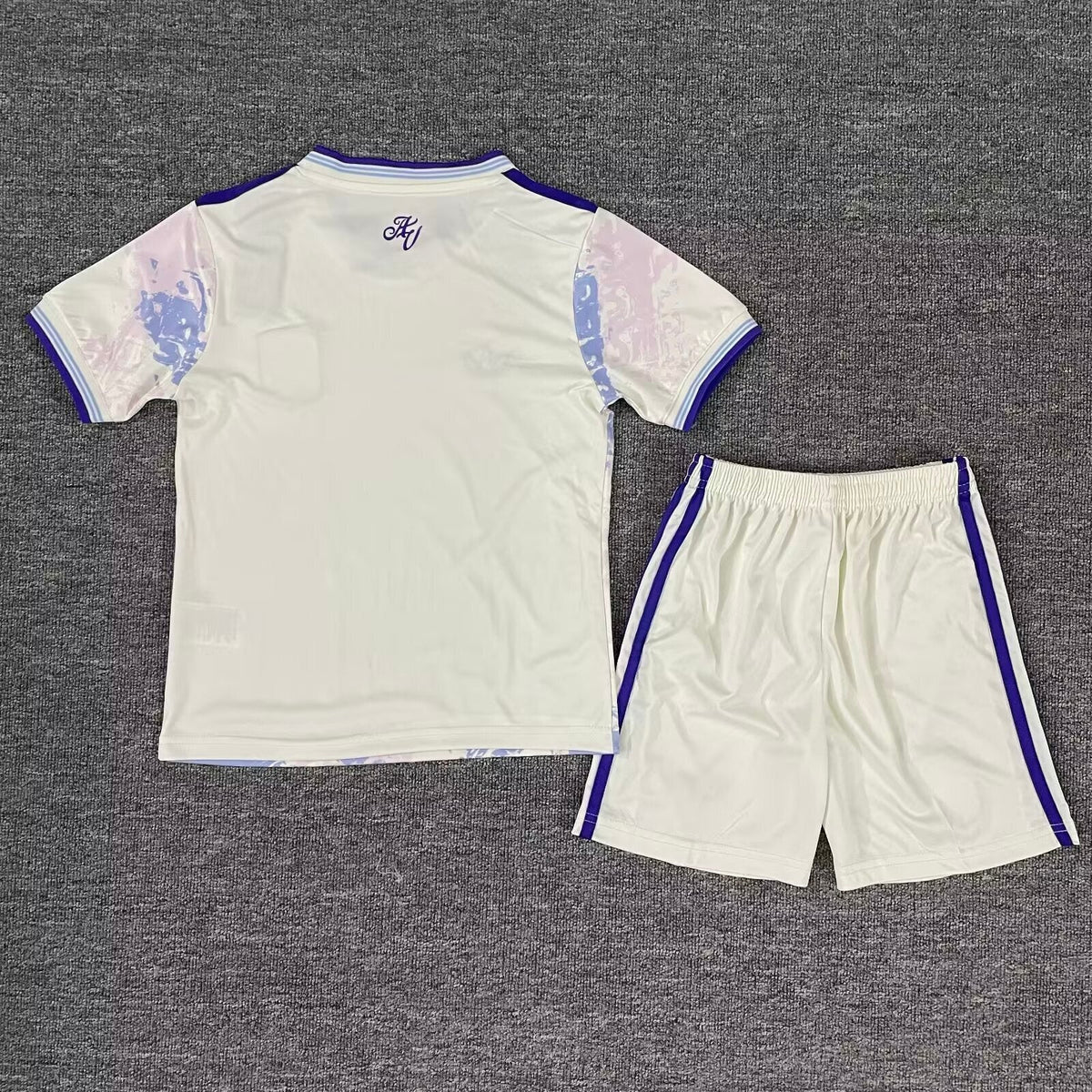 Kit Infantil Aston Villa Third 25/26 - Branco
