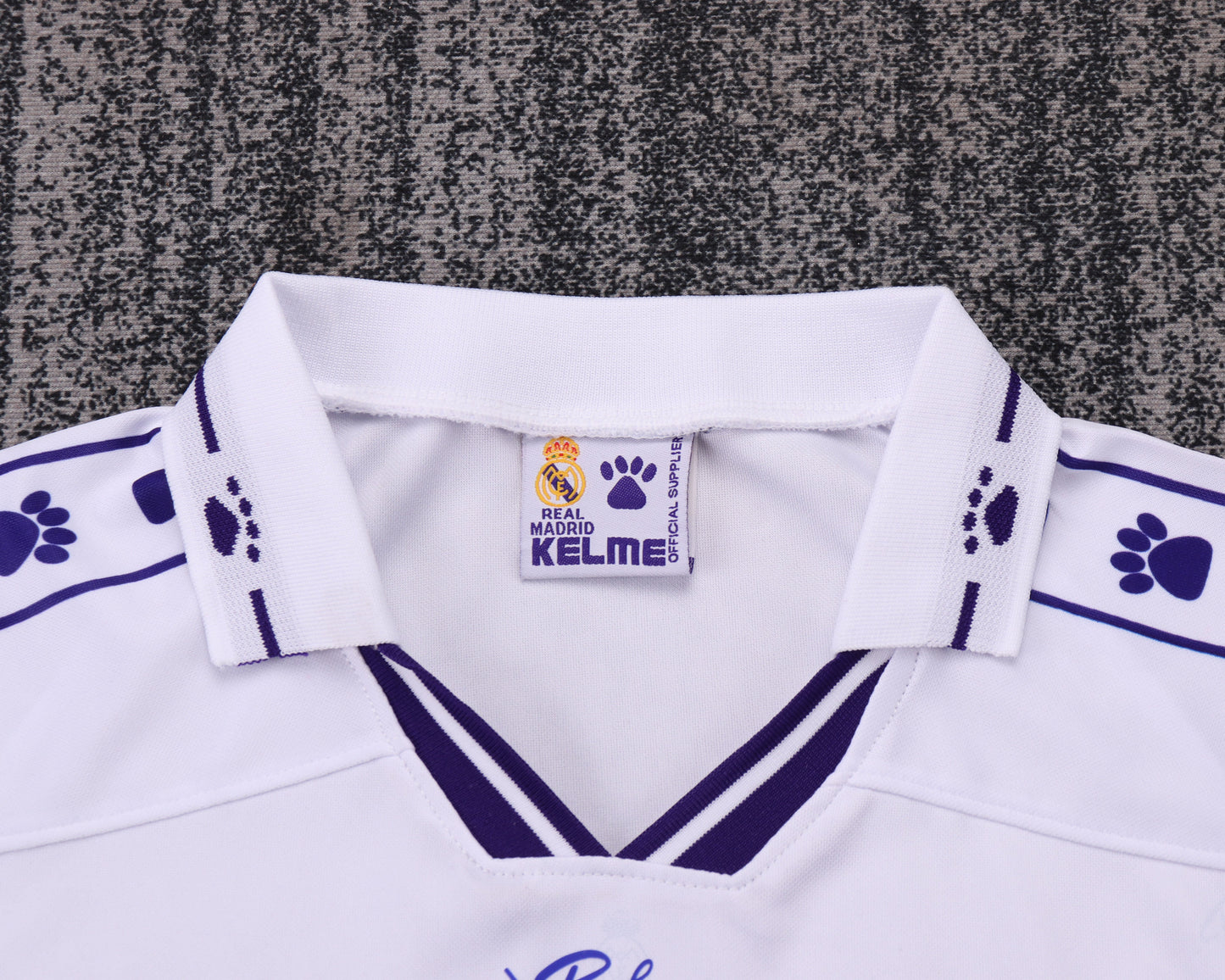 Kit Infantil Real Madrid Home Retrô 96/97 Kelme - Branco