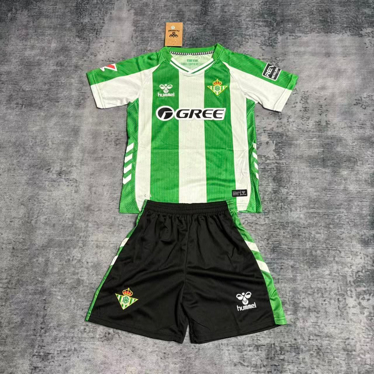 Kit Infantil Real Betis Home 25/26 . Hummel - Verde e Branca