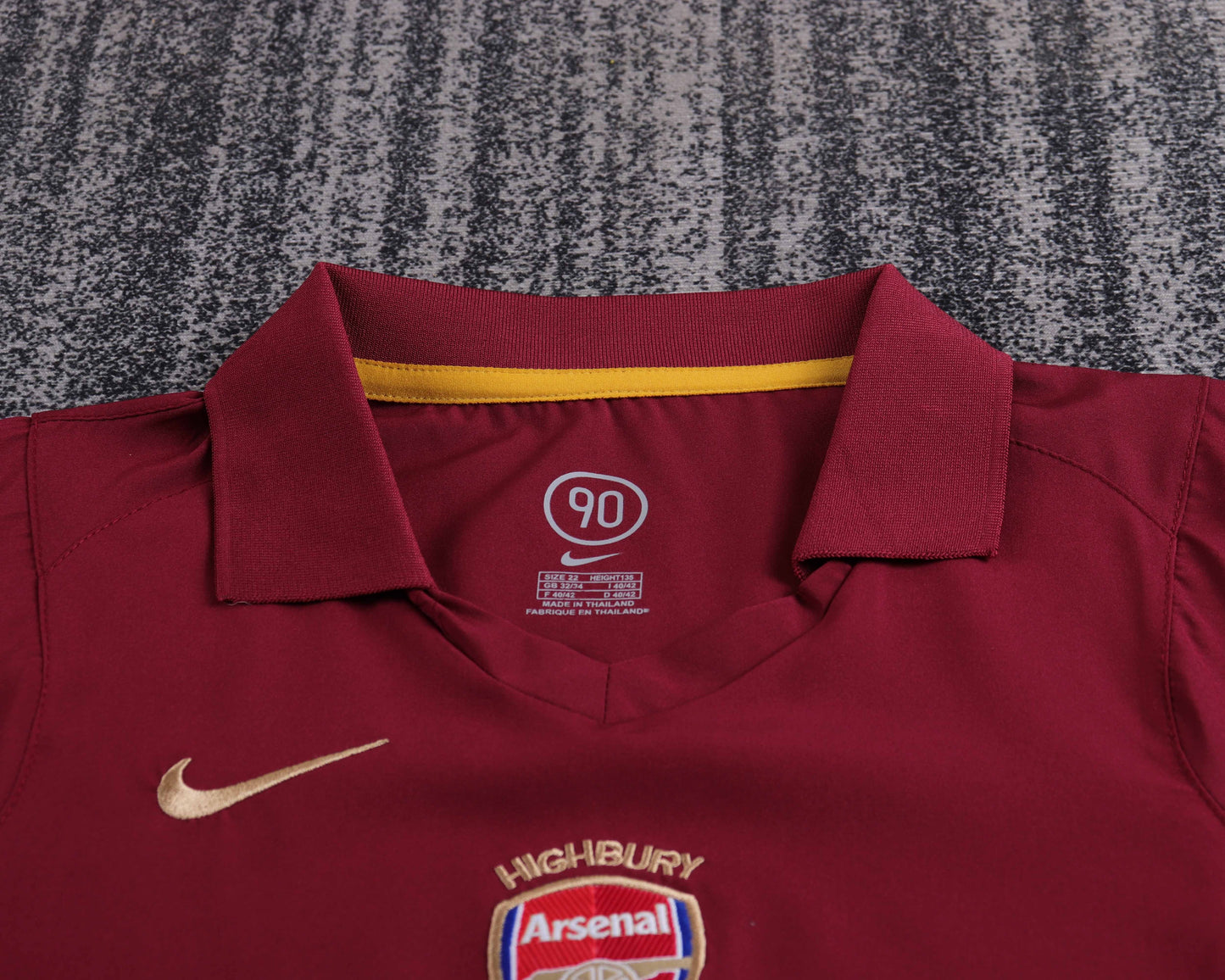 Kit Infantil Arsenal Away Retrô 03/04 - Vermelho Vinho