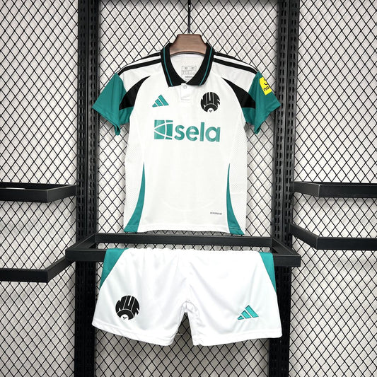 Kit Infantil Newcastle Third 24/25 . - Branca e Verde