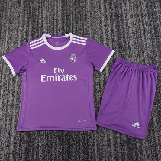 Kit Infantil Real Madrid Third Retrô 16/17 didas - Roxa