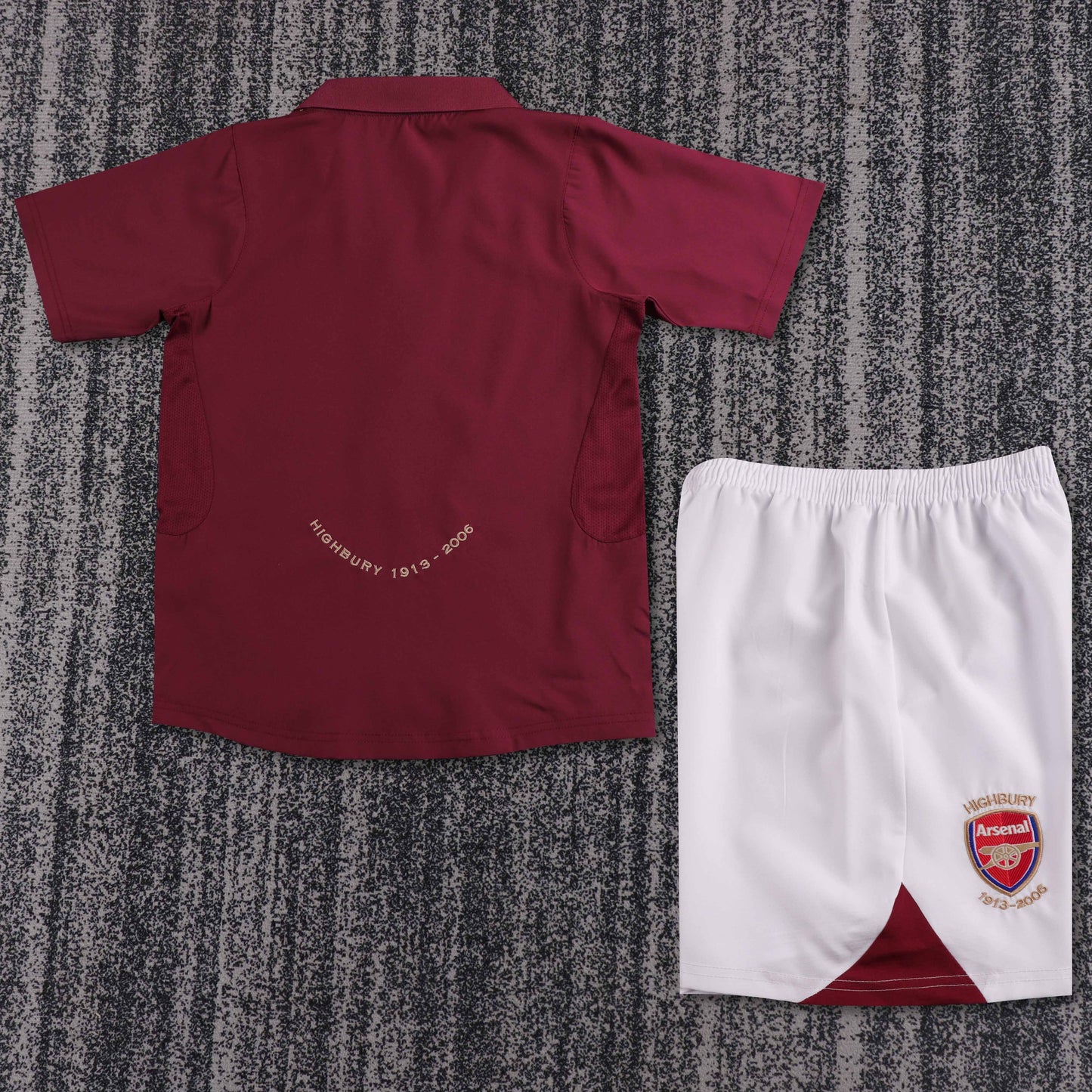 Kit Infantil Arsenal Away Retrô 03/04 - Vermelho Vinho