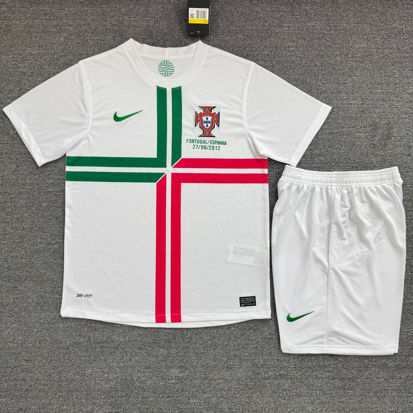 Kit Infantil Portugal Away Retrô 12/13 - Branco