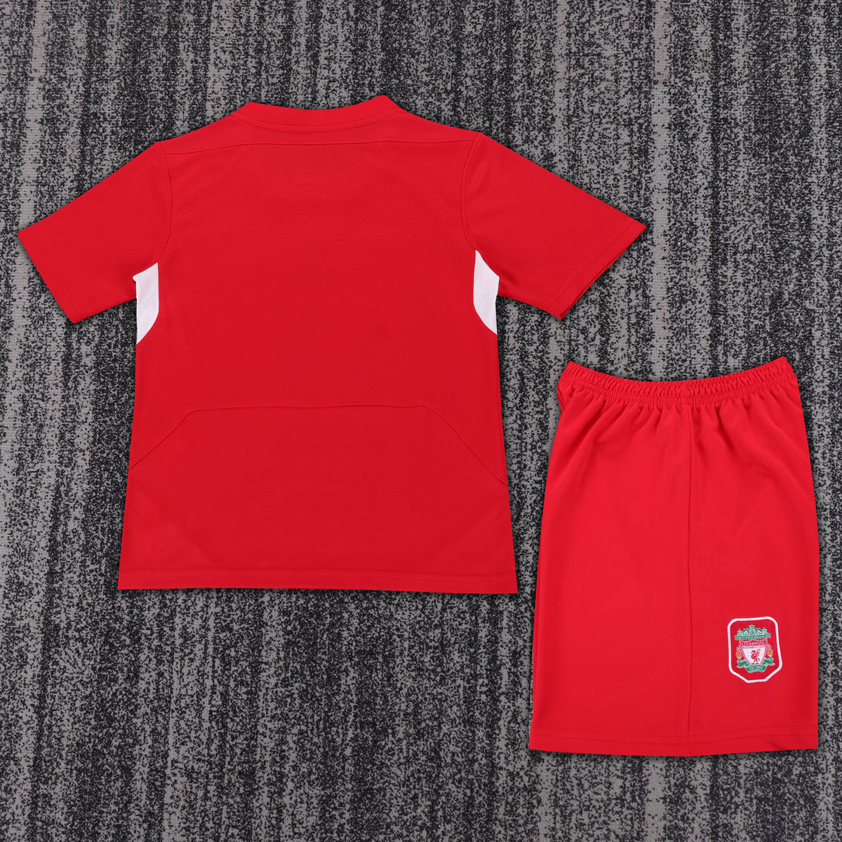 Kit Infantil Liverpool Home Retrô 05/06  - Vermelha