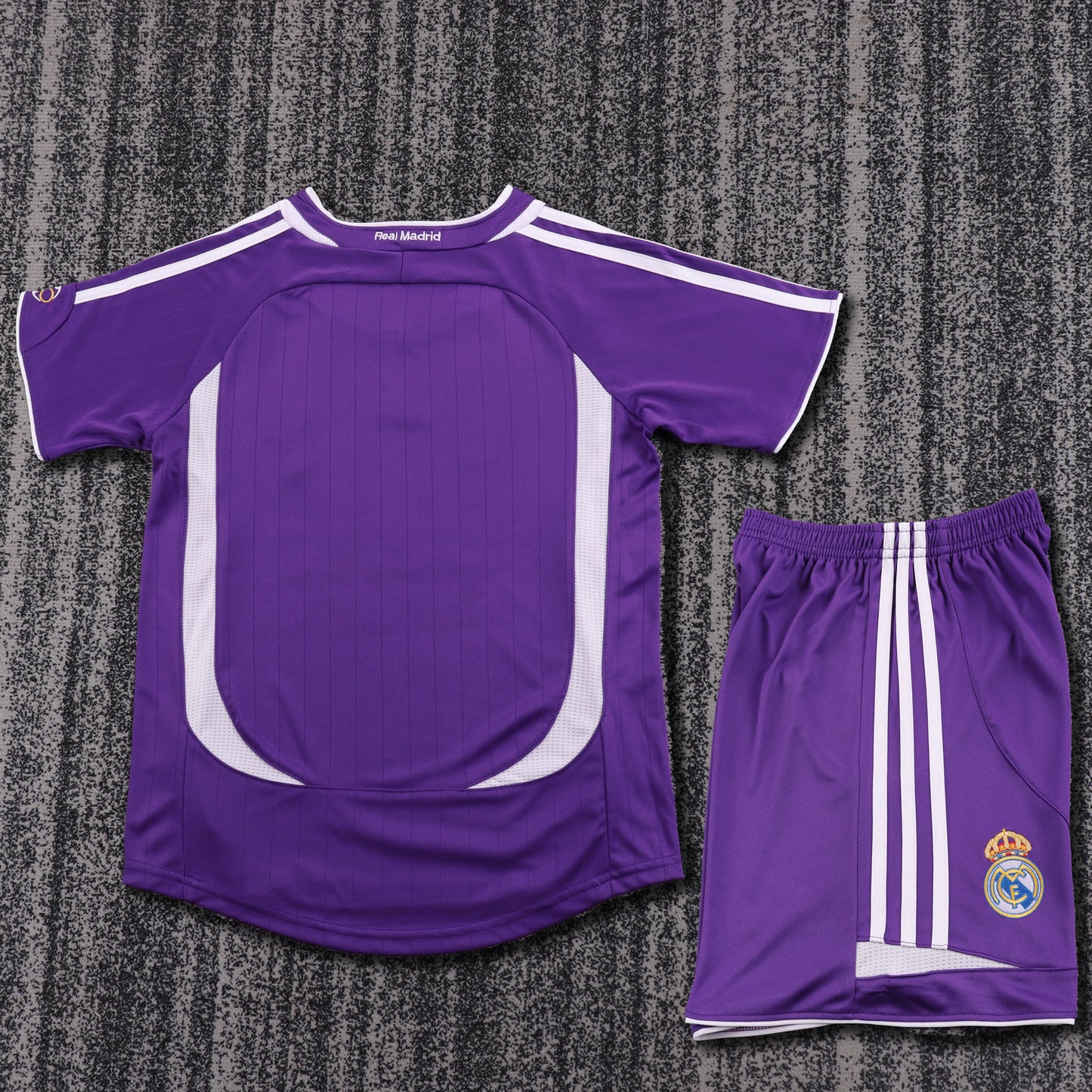 Kit Infantil Real Madrid Third Retrô 05/06 - Roxo
