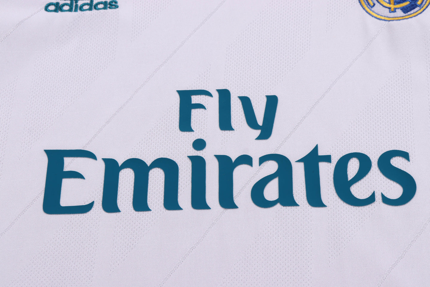 Kit Infantil Real Madrid Home Retrô Manga Longa 17/18 - Branco