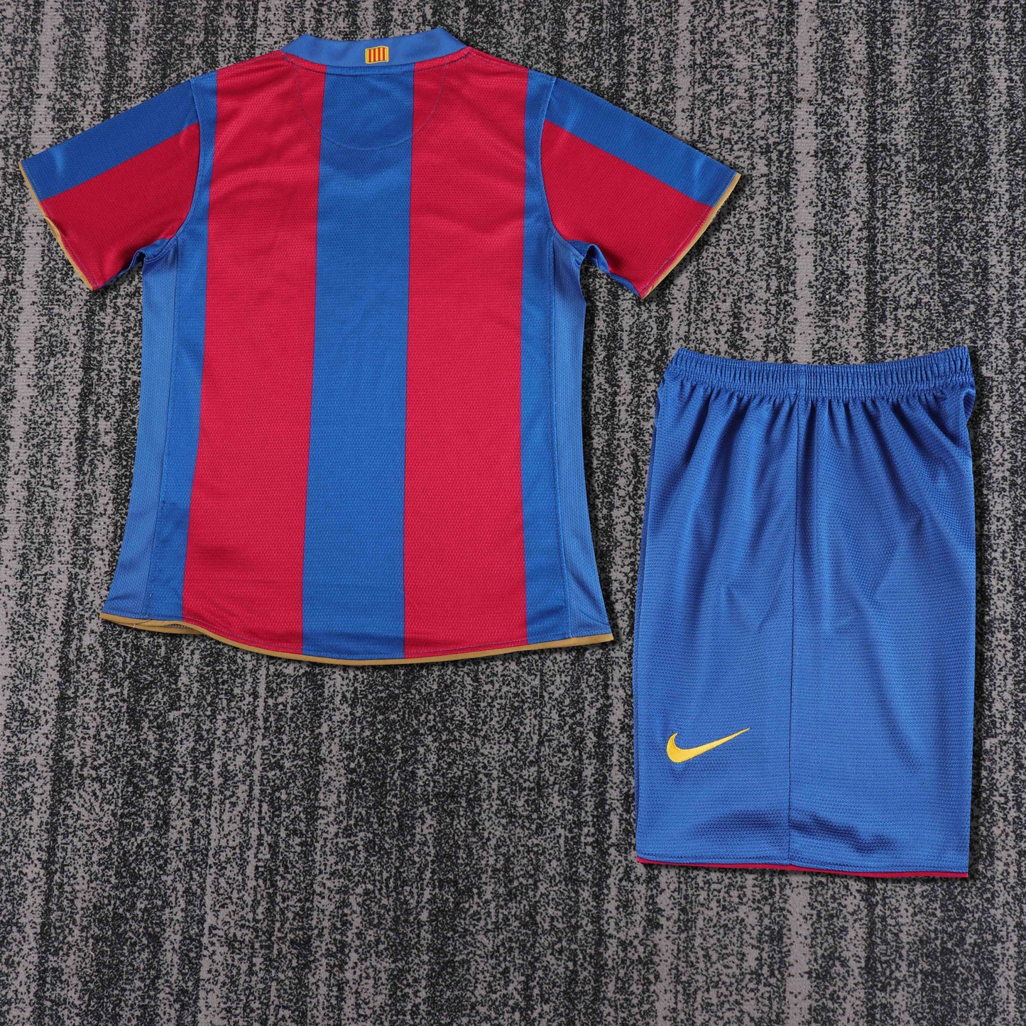 Kit Infantil Barcelona Home Retrô 07/08 - Grená