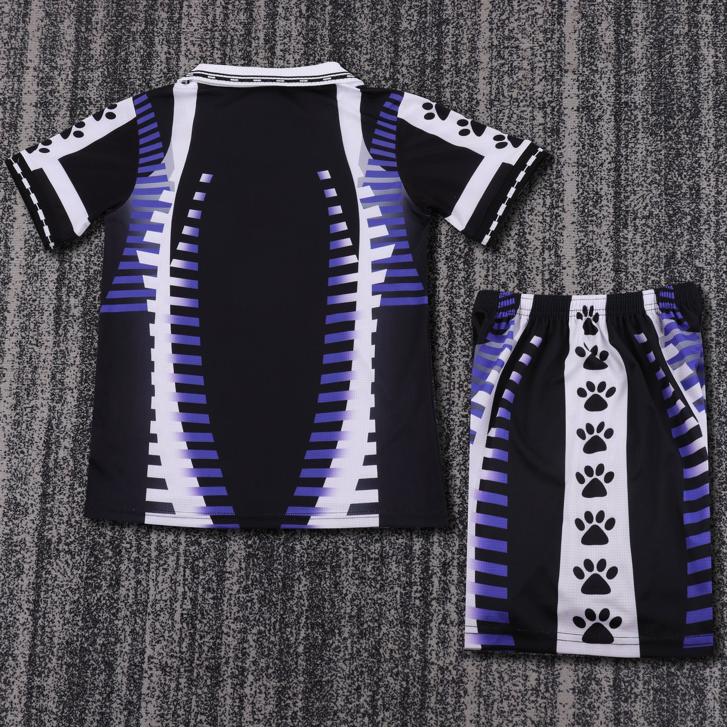 Kit Infantil Real Madrid Third Retrô 97/98 Kelme - Preto