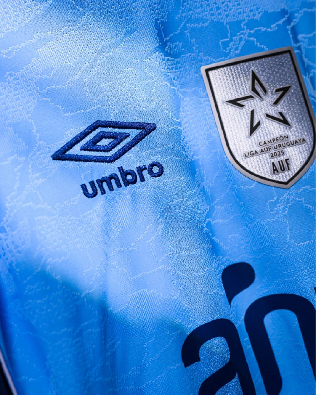 Nacional do Uruguai Celeste 26/27 Torcedor Umbro - Azul