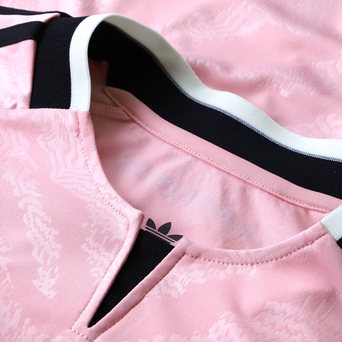 Juventus Away 26/27 Feminina Adidas  - Rosa