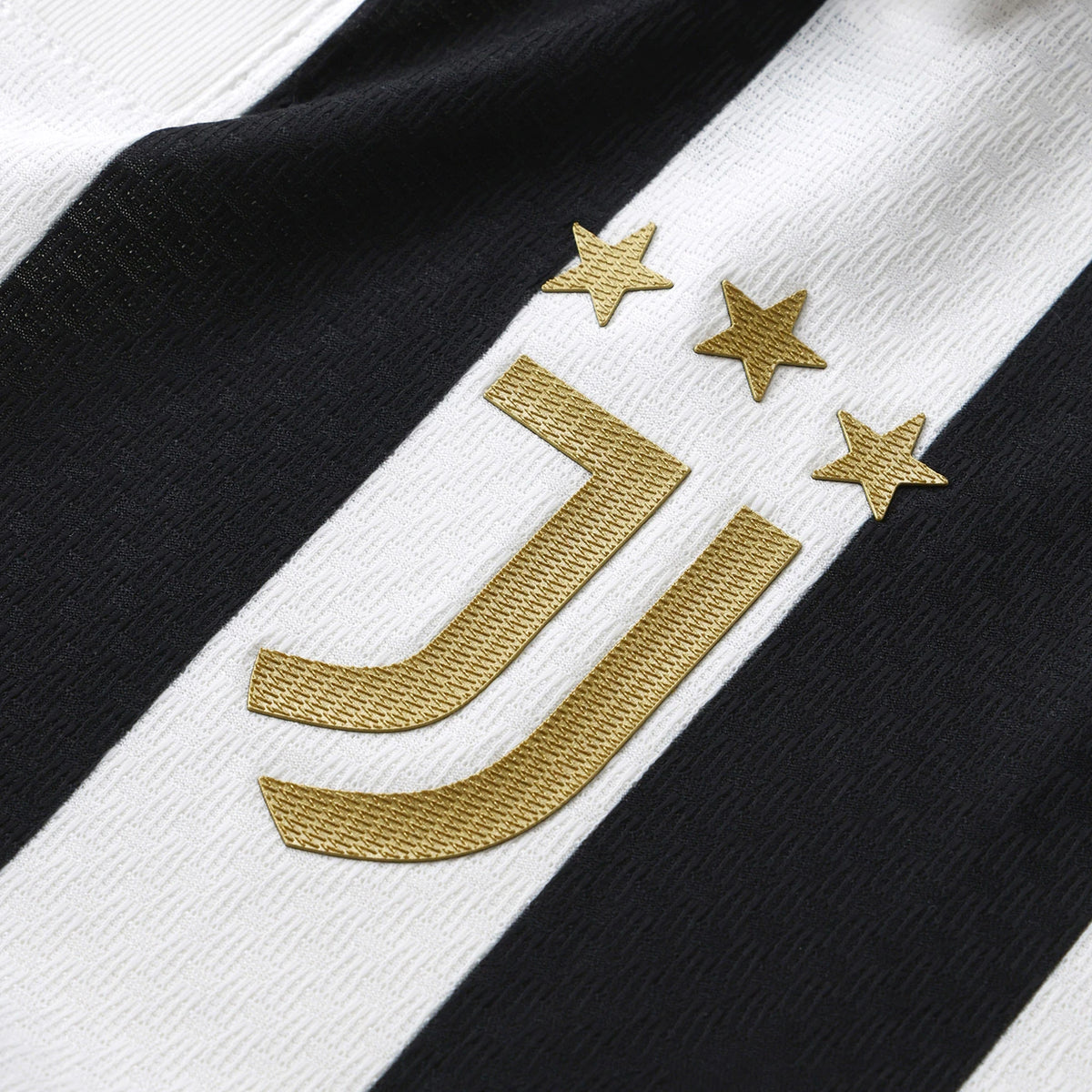 Juventus Home 26/27 Jogador Adidas - Preta e Branca