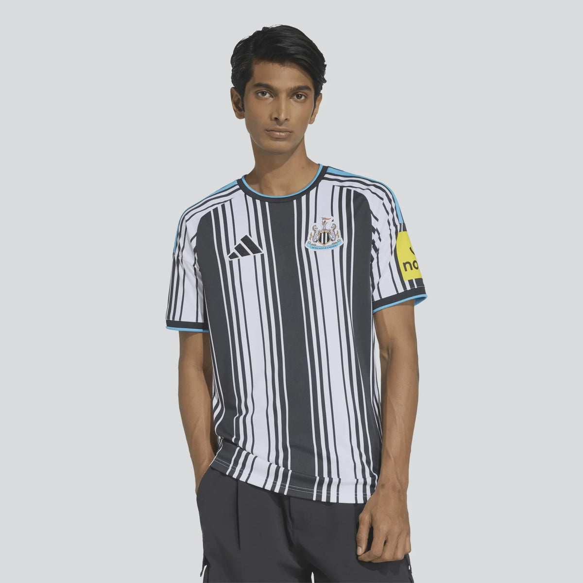 Newcastle Home 26/27 Torcedor Adidas - Preto e Branco