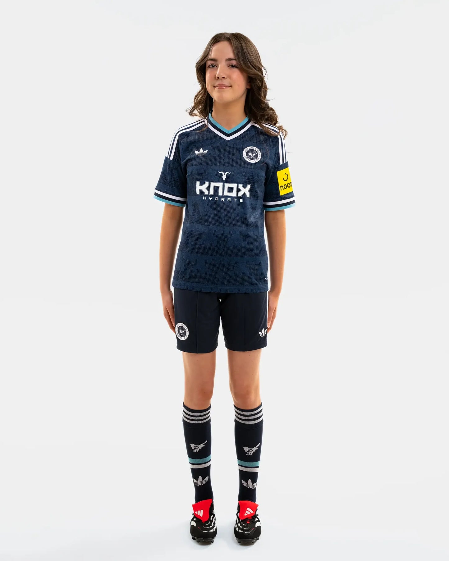 Newcastle Away 26/27 Feminino Adidas - Azul Escuro