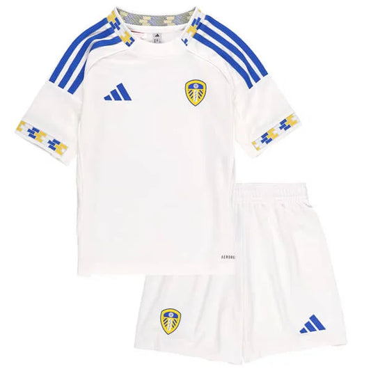 Kit Infantil Leeds United Home 25/26 - Branco