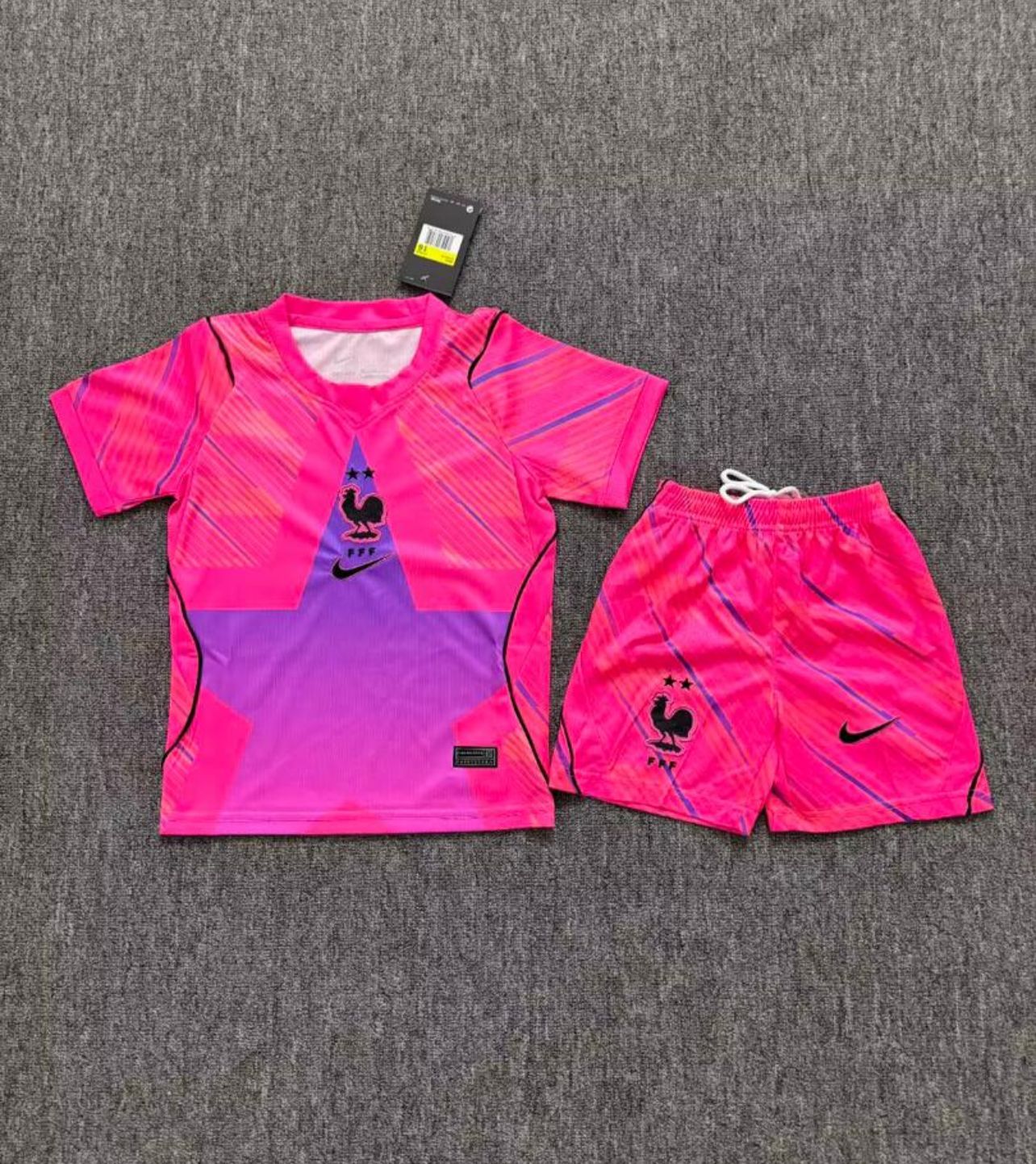 Kit Infantil França Goleiro 26/27 - Rosa